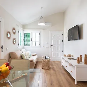 Homeforguest Modern And New Beachfront Appartement La Oliva
